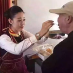 娱乐吃瓜酱中老年人,揭秘中老年人的生活乐趣与时代变迁